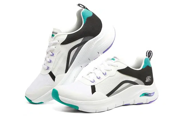 Skechers
