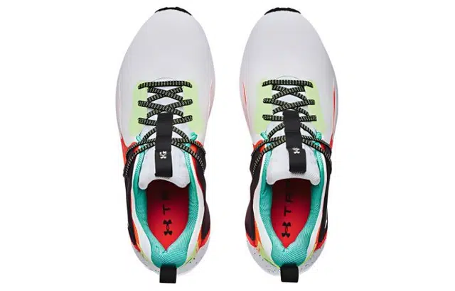Under Armour HOVR Apex 3