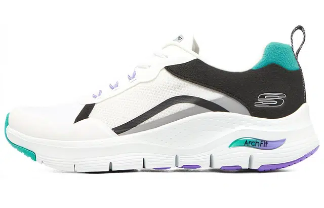 Skechers