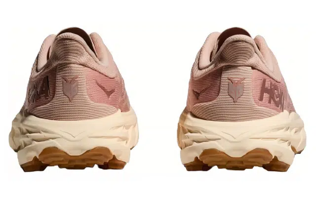 HOKA ONE ONE