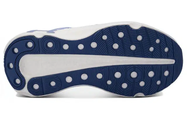 Under Armour Infinite 1
