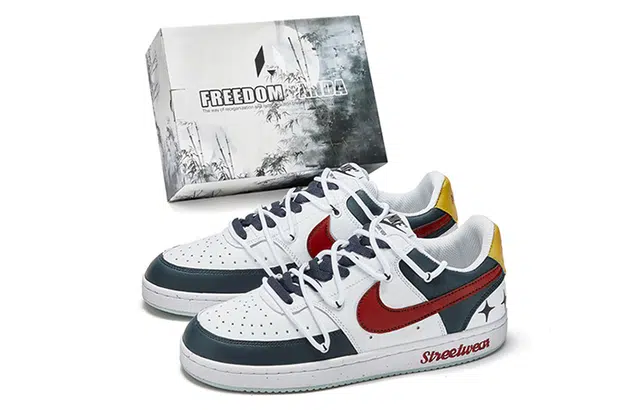 Nike Court Borough Low