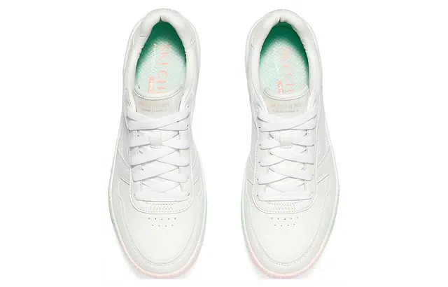 Skechers Court Classics