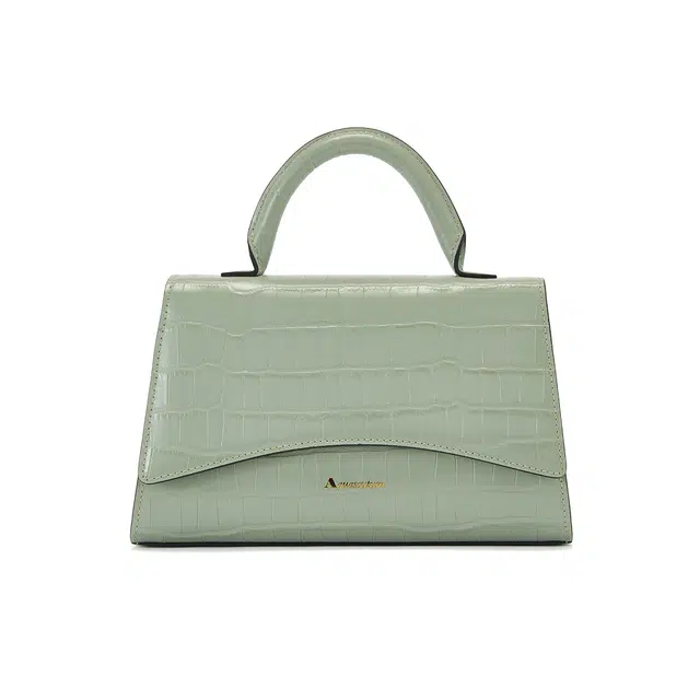 AQUASCUTUM