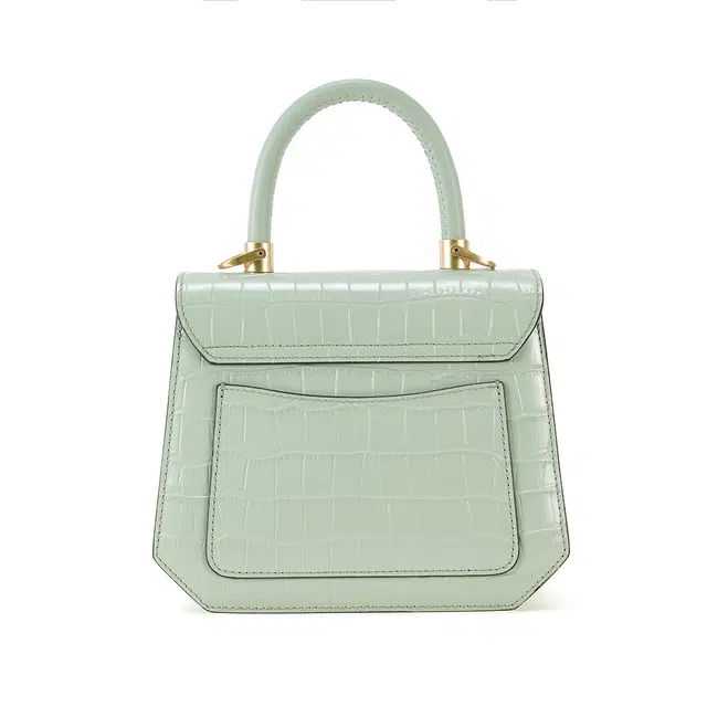 AQUASCUTUM