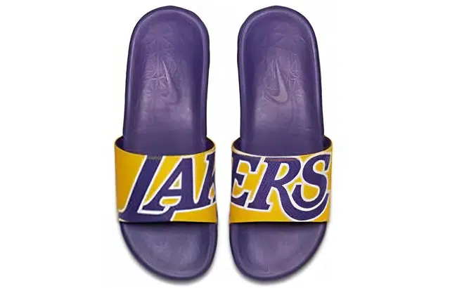 Nike Benassi