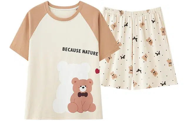 帕兰朵 甜美字母卡通印花圆领套头插肩短袖松紧腰满印短裤睡衣套装 女款 米色