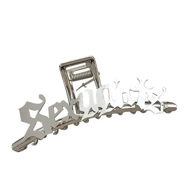 克兰茜 小众英文字母设计感冷淡风发饰 时尚个性甜酷百搭浪漫气质不伤发通勤风鲨鱼夹 合金 发夹 女款 银色