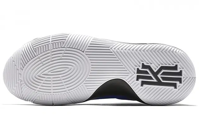 Nike Kyrie 2 "Brotherhood" 2