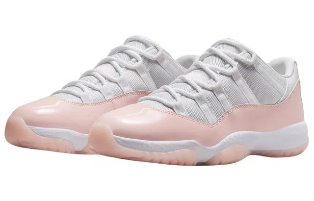 Jordan Air Jordan 11 Low WMNS