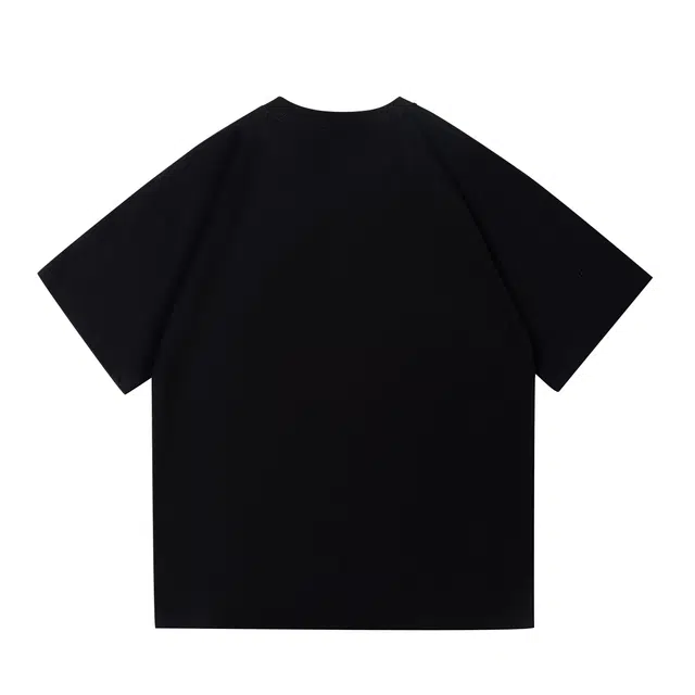 URBAN AUTHENTIC T