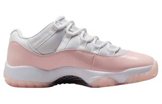 Jordan Air Jordan 11 Low WMNS