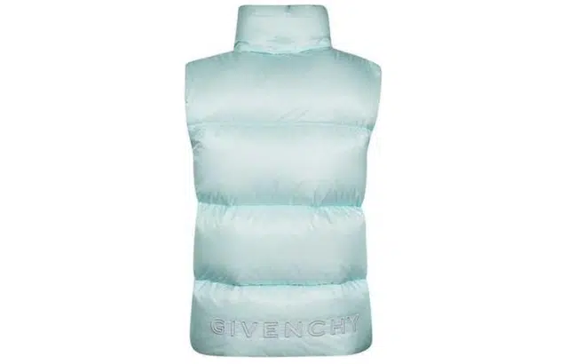 GIVENCHY