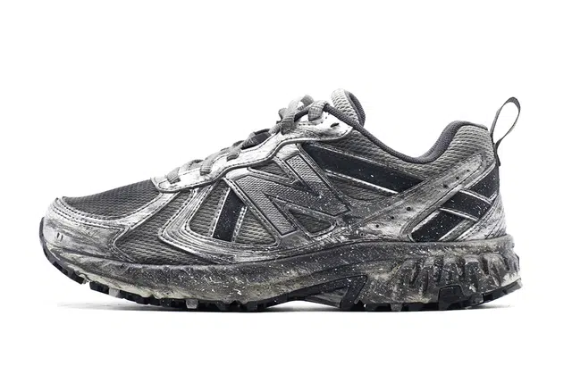 New Balance 410 Silver