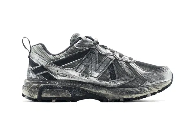 New Balance 410 Silver