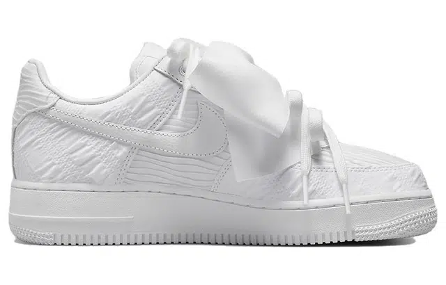 Nike Air Force 1 LX "Triple White"