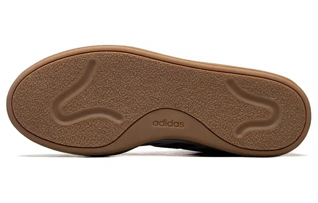 adidas COURTBLOCK