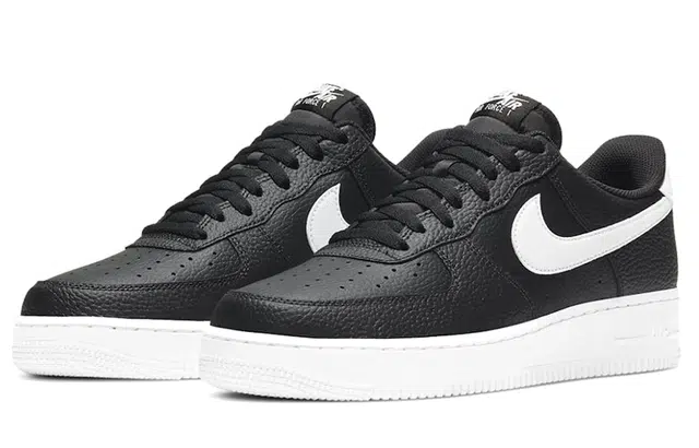 Nike Air Force 1 "Black and White"