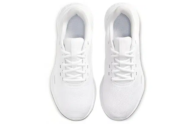 Nike REVOLUTION 5 5