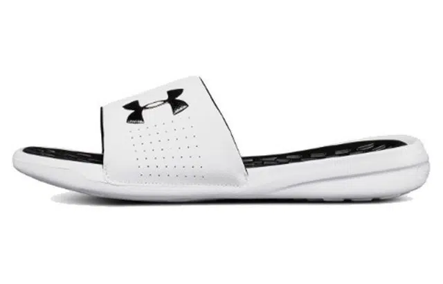Under Armour Playmaker fixed strap