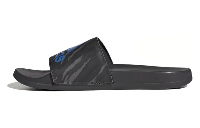 adidas Adilette