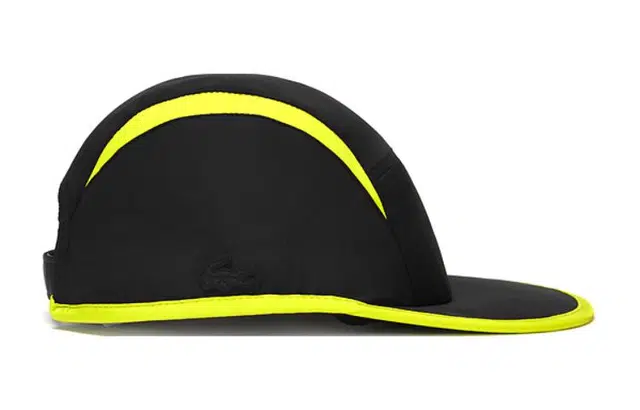 LACOSTE -