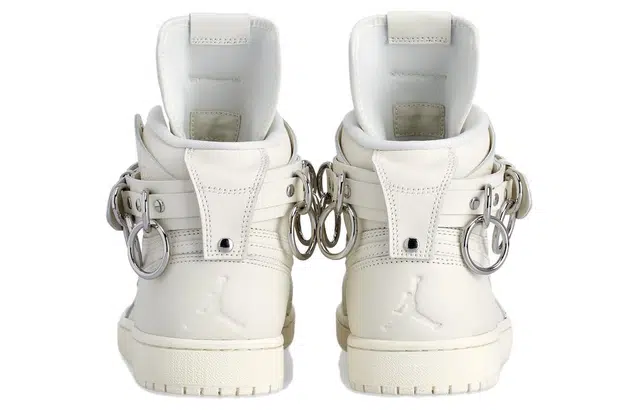 COMME DES GARCONS SHIRT x Jordan Air Jordan 1 Homme Plus