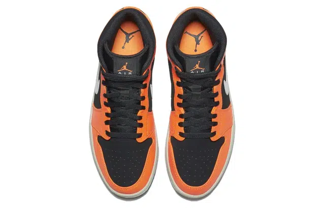 Jordan Air Jordan 1 Mid Black Orange