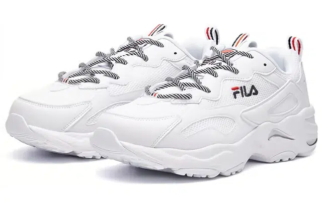 FILA Tracer