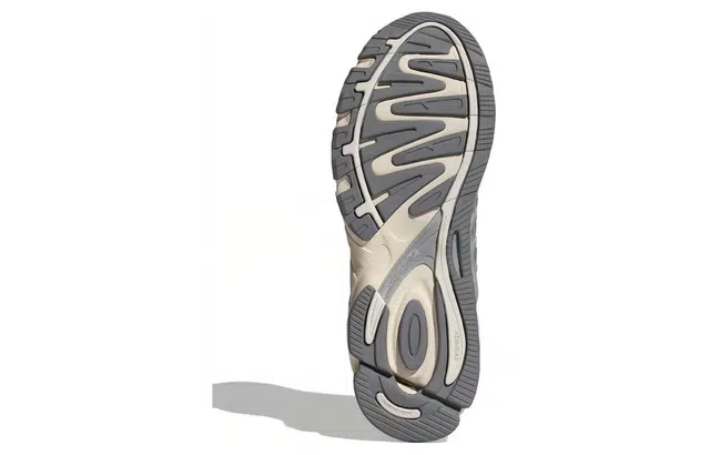 adidas originals Response CL