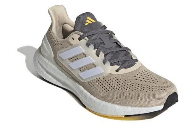 adidas Pureboost 23
