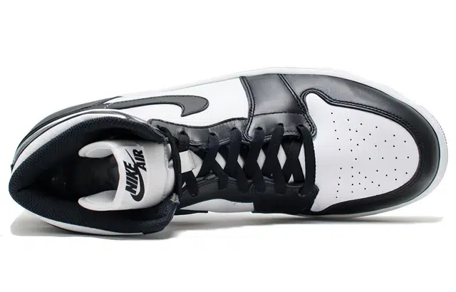 Jordan Air Jordan 1 Retro Black White 2014