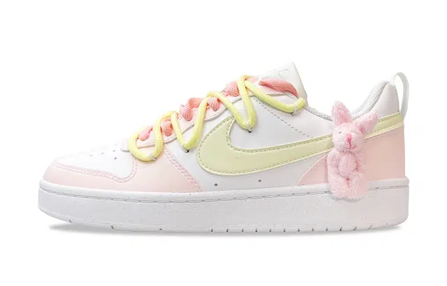 Nike Court Borough Low Pink