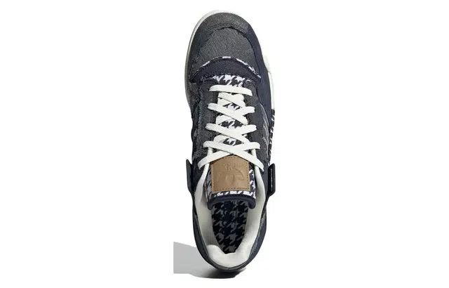 adidas originals FORUM Exhibit Low