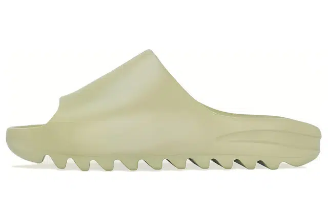 adidas originals Yeezy Slide "Resin" EVA