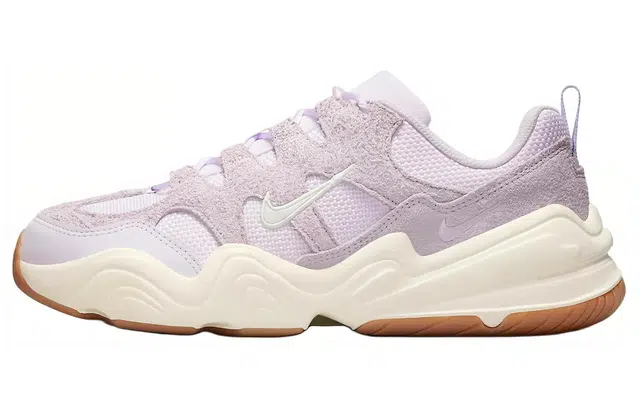 Nike Tech Hera