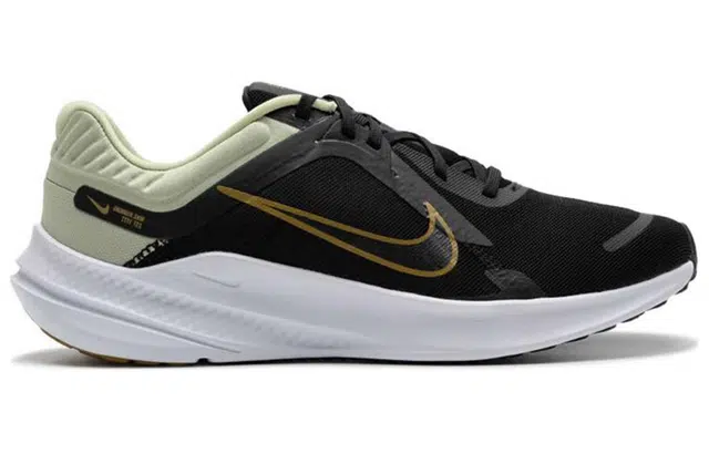 Nike Quest 5