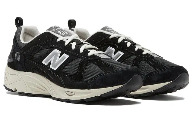 New Balance NB 878