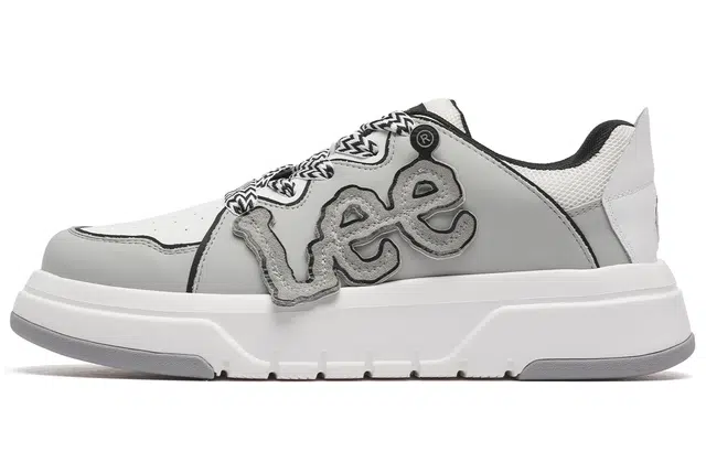 Lee