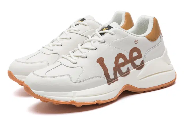 Lee