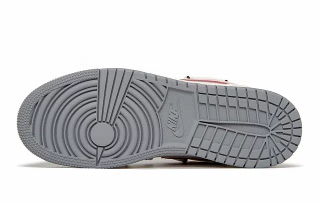 Jordan Air Jordan 1 520