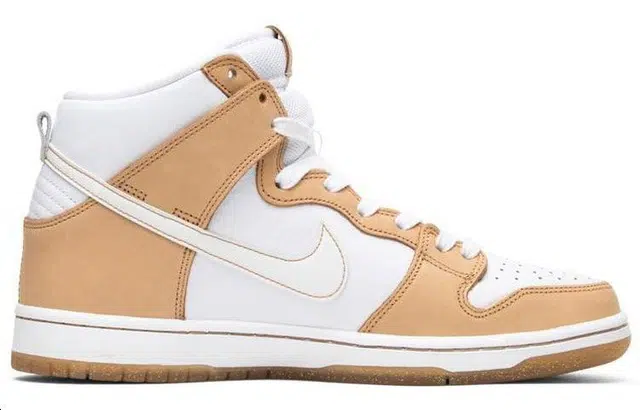 Premier x Nike Dunk SB ()