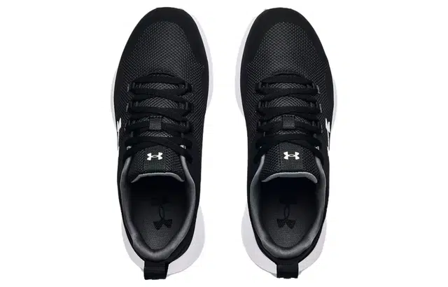 Under Armour Essential-