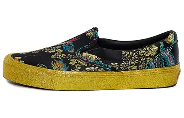 Opening Ceremony x Vans slip-on Good Luck Classic LX