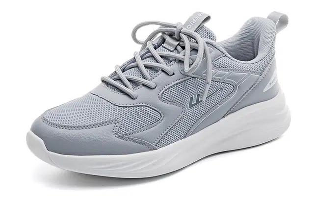 Warrior Low-Top Running Shoes White Grey
