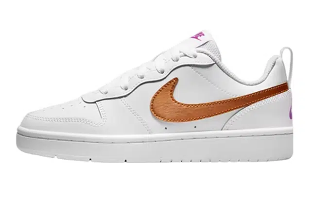 Nike Court Borough Low 520