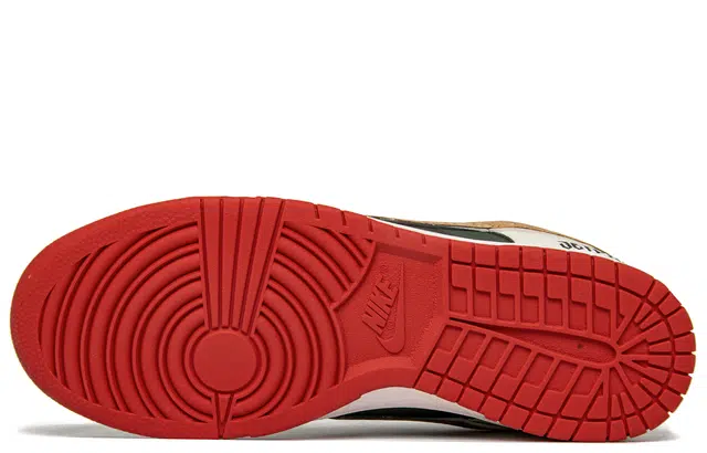 Nike Dunk AWG 520