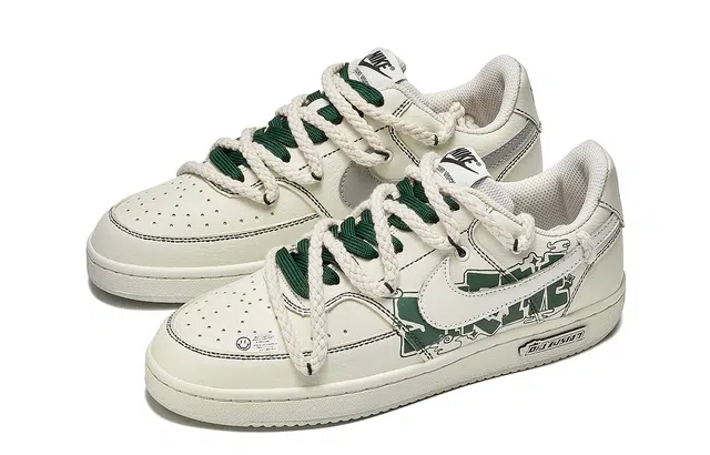 Nike Court Borough Low