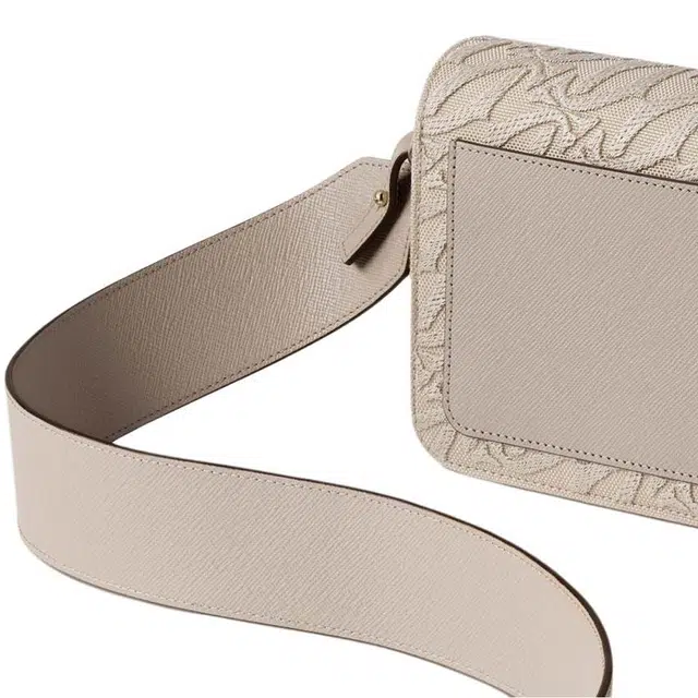 CARTIER C de Cartier EAST-WEST