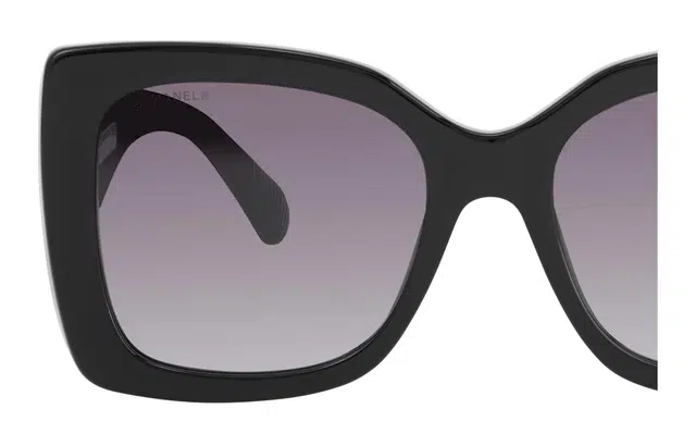 CHANEL Logo